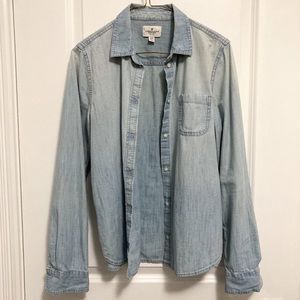 American Eagle Women’s Chambray Button Up Shirt